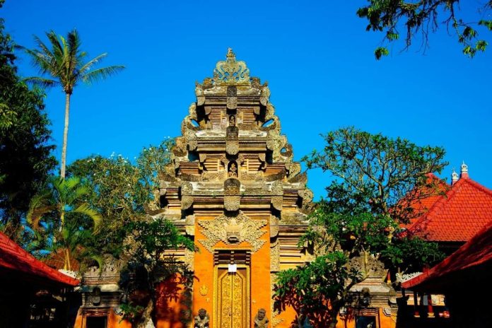 explorand-ubud-inima-si-sufletul-baliului.jpg